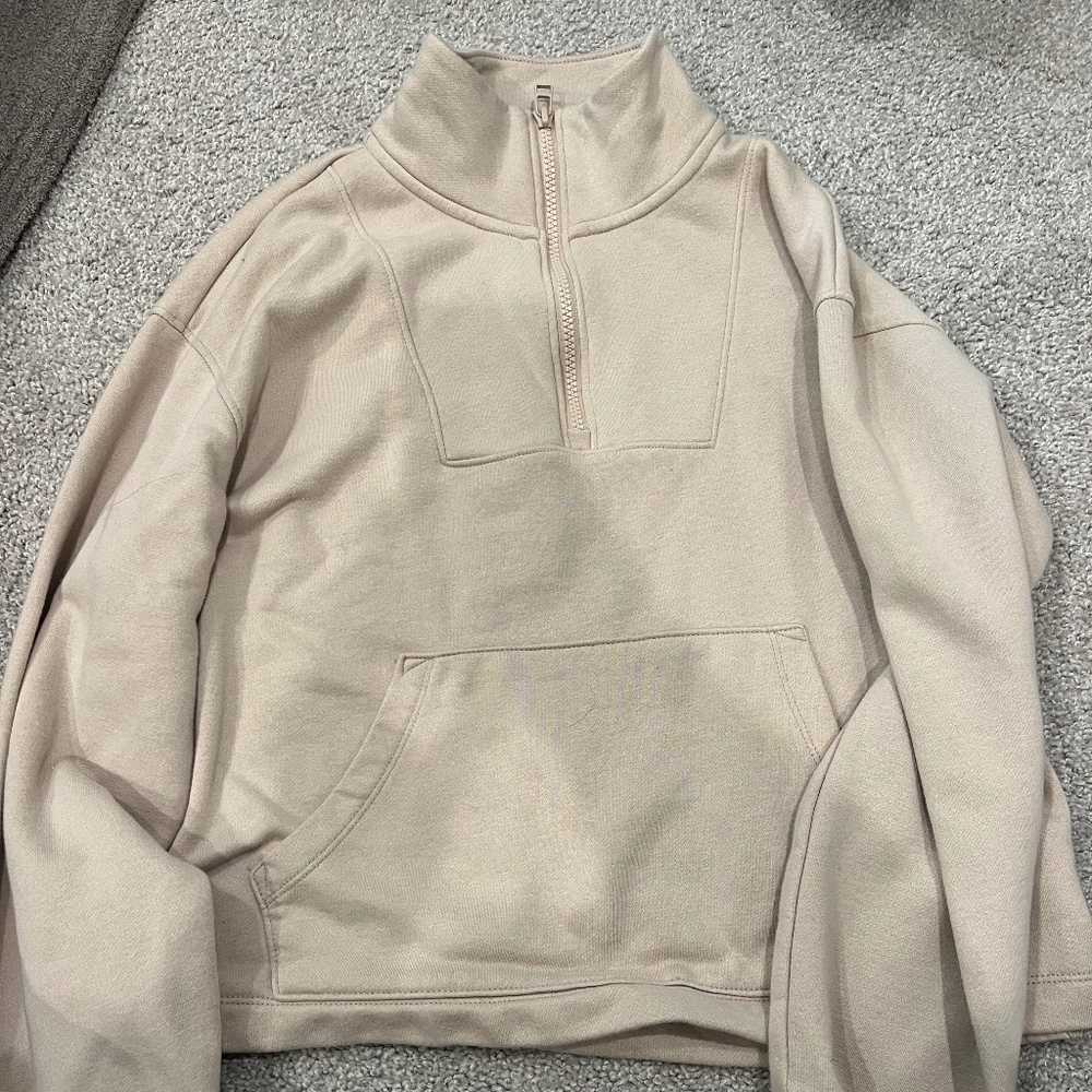 Old Navy Cropped Sweater